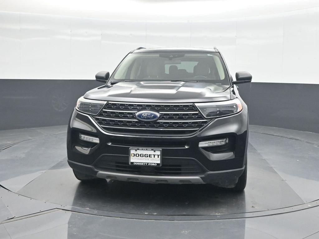 Used 2021 Black Ford XLT image 5