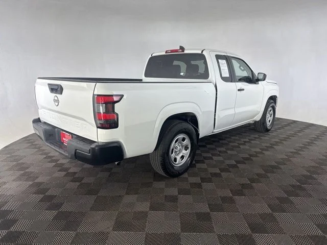 Used 2022 White Nissan S image 5