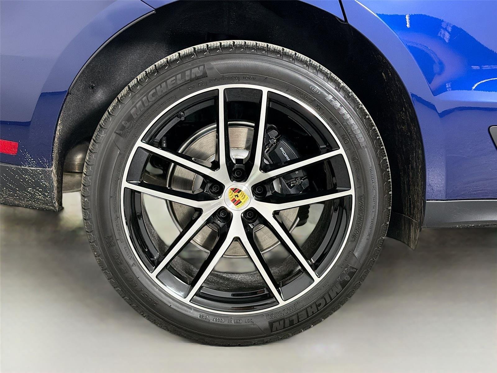New 2026 Gentian Blue Metallic Porsche AWD image 13