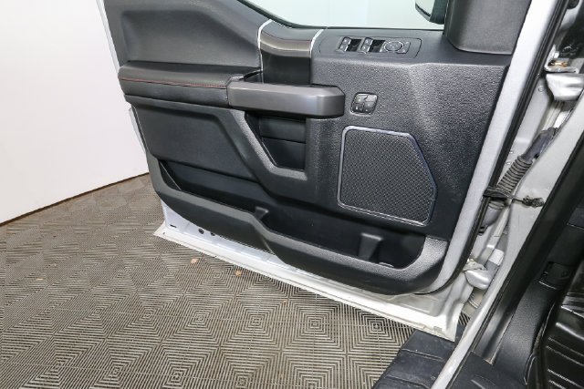 Used 2019 Silver Ford Lariat image 39