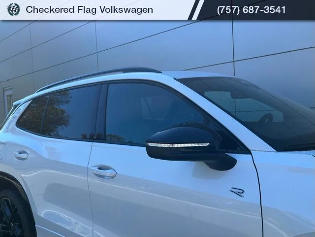 New 2026 White Volkswagen 2.0T SE R-Line Black image 13