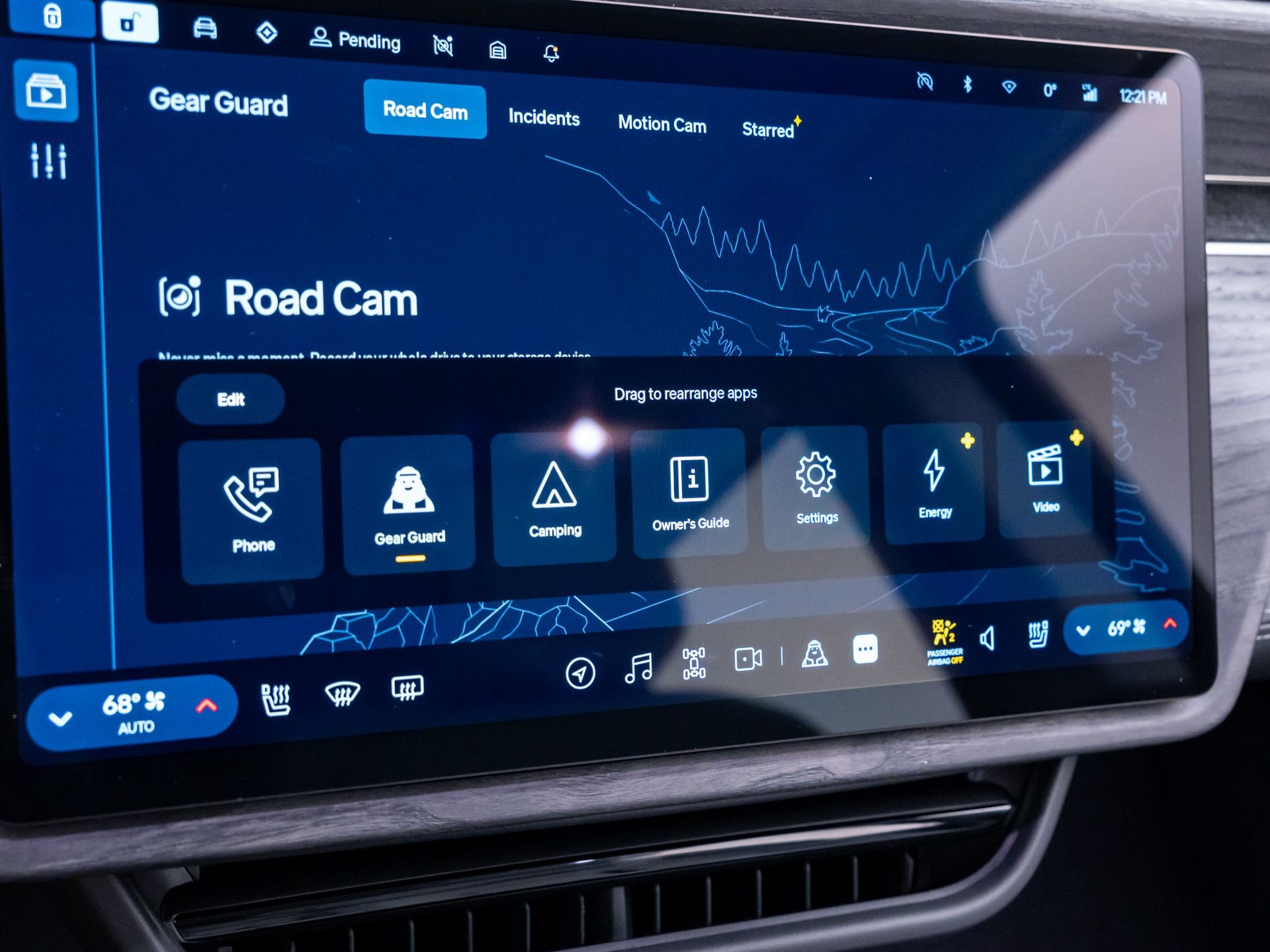 Used 2023  Rivian Adventure image 31