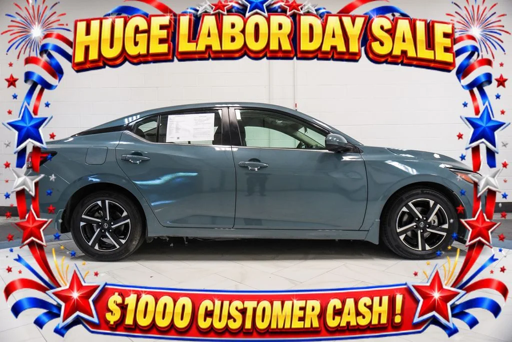Used 2025 Gray Nissan SV image 29