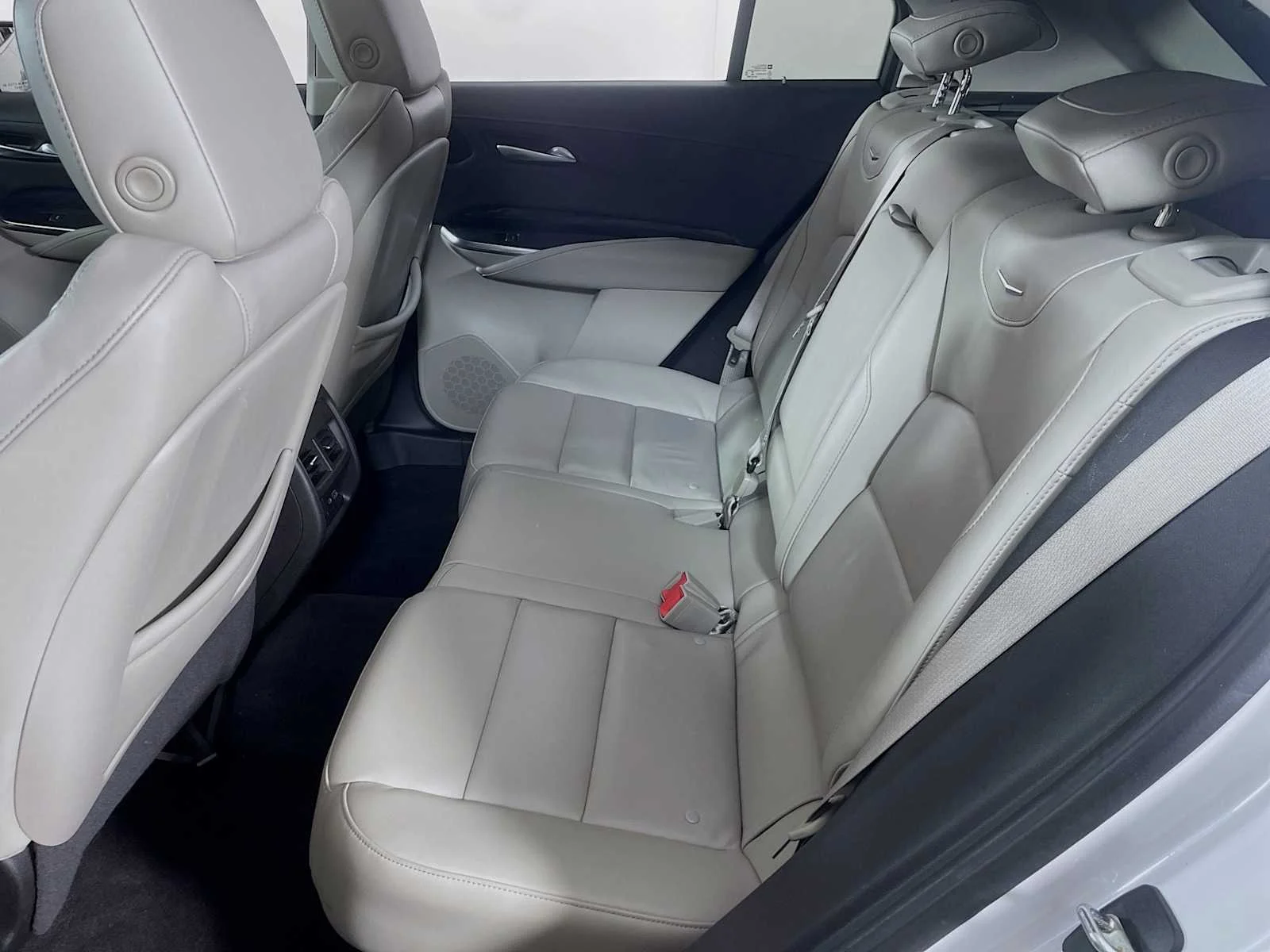 Used 2023 Crystal White Tricoat Cadillac AWD Premium Luxury image 24