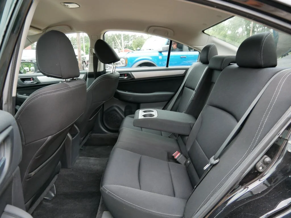 Used 2015 Black Subaru 2.5i image 11