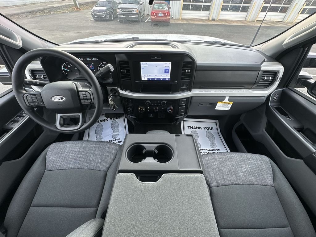 New 2026 Oxford White Ford F-250® XLT image 20