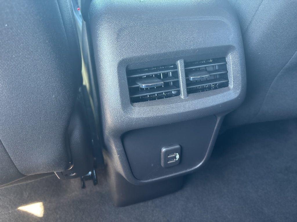 Used 2024 Summit White Chevrolet LT image 14