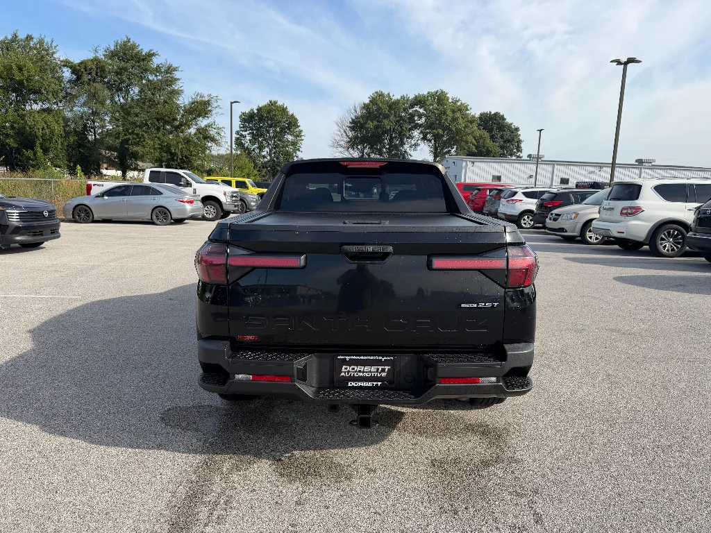 Used 2022 Phantom Black Hyundai SEL Premium image 7