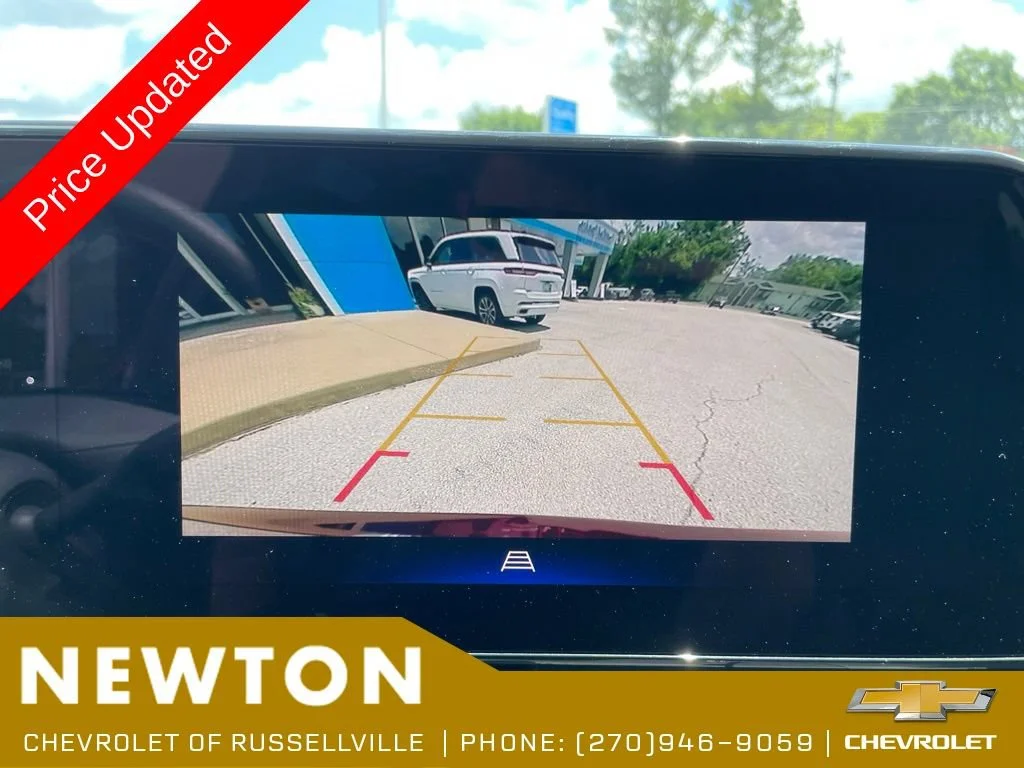 Used 2024 Crimson Metallic Chevrolet LT image 11