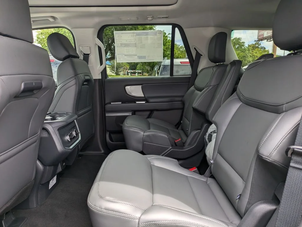 New 2026 Dark Matter Gray Metallic Ford Active image 15