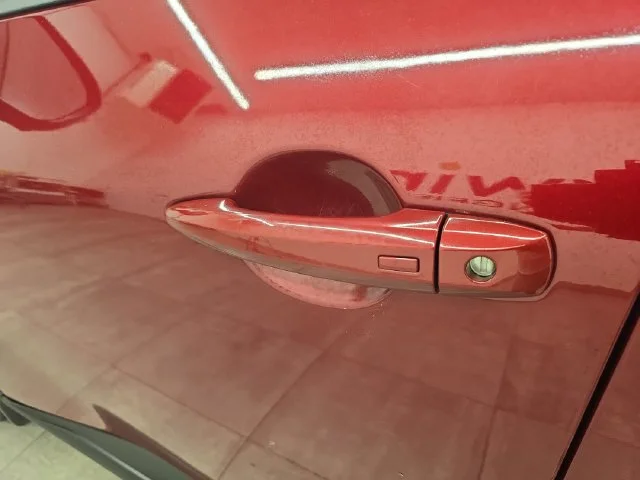 Used 2021 Scarlet Ember Nissan SV image 19