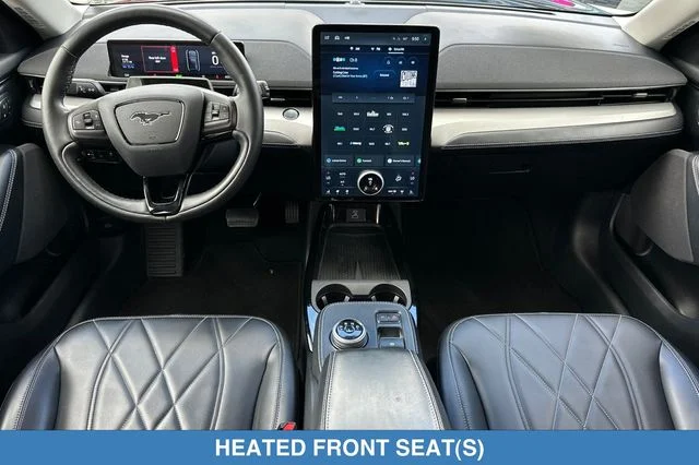 Used 2022 Black Ford Select image 14
