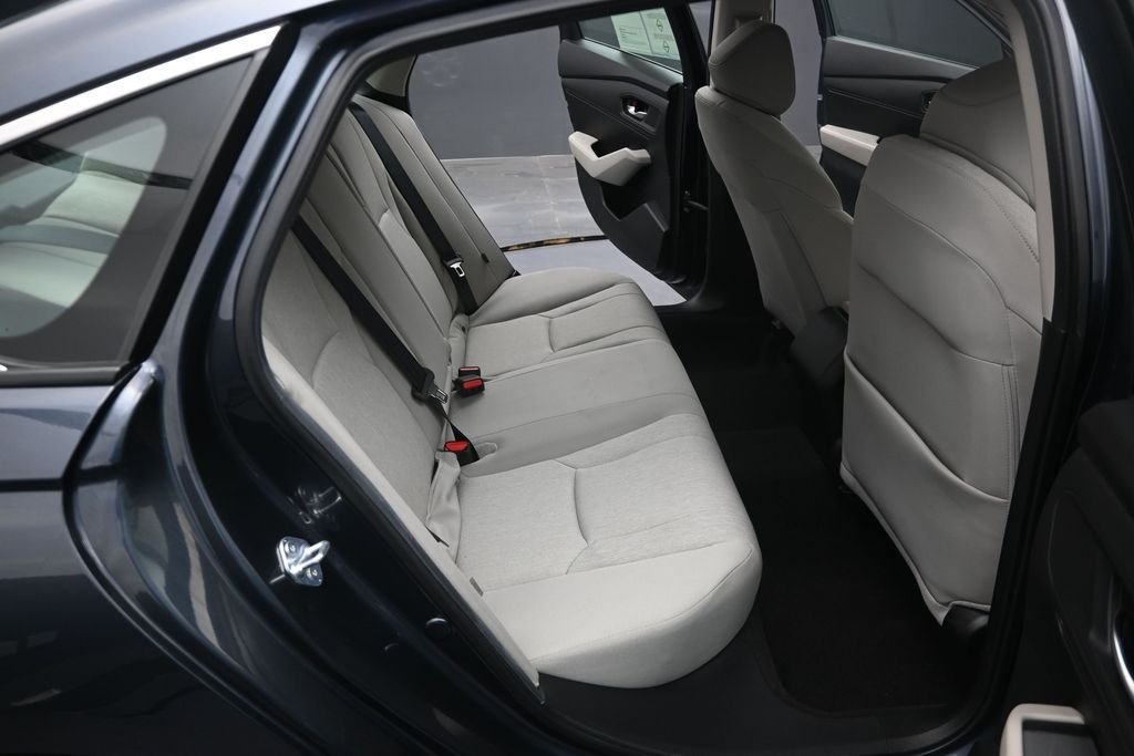 Used 2024  Honda LX image 19