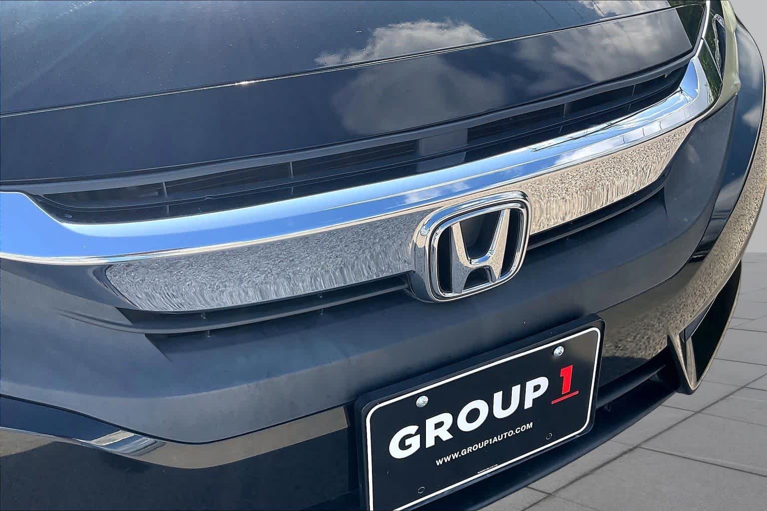 Used 2018 Crystal Black Pearl Honda LX image 29