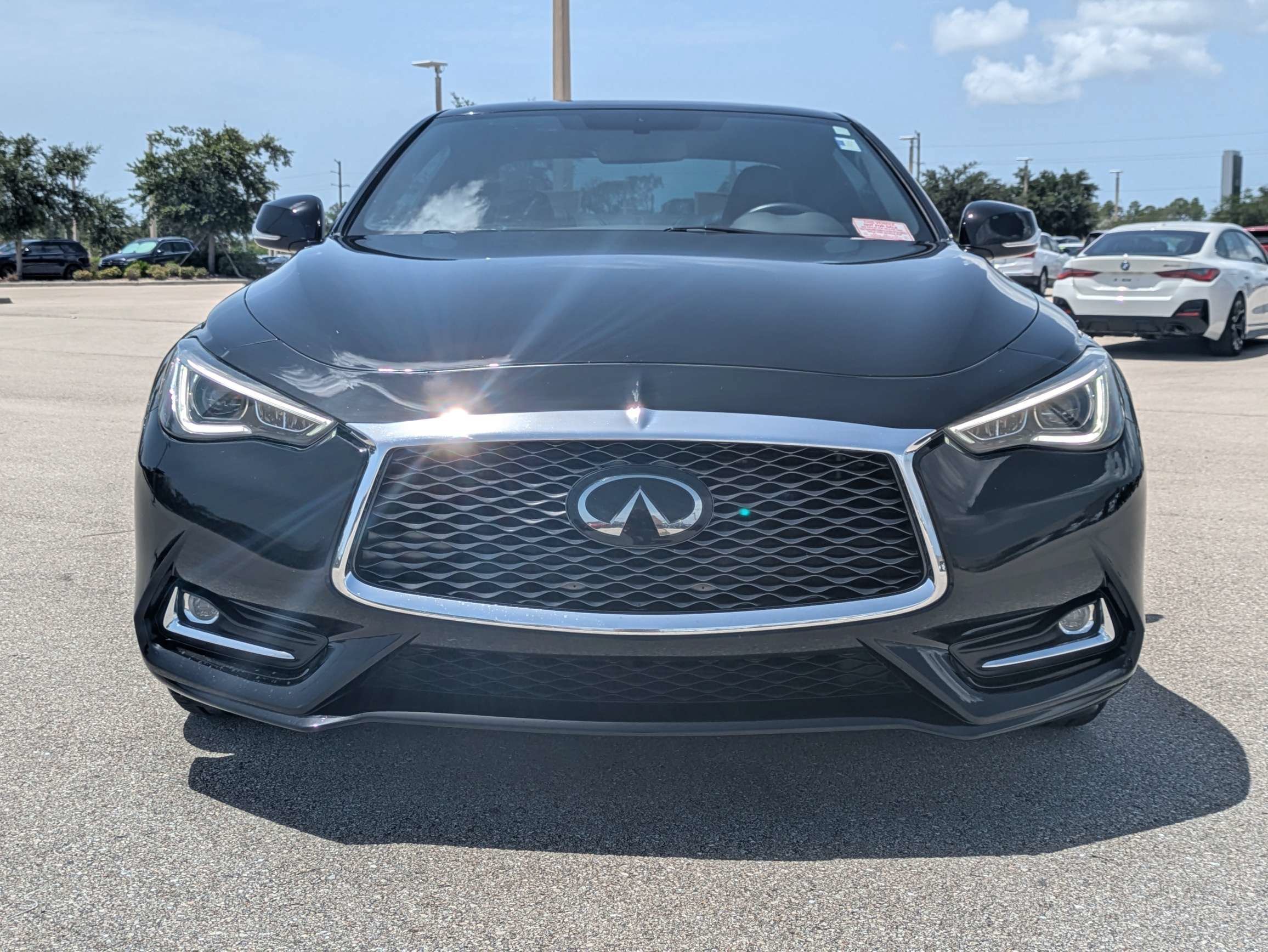 Used 2022 Black Obsidian INFINITI PURE image 3