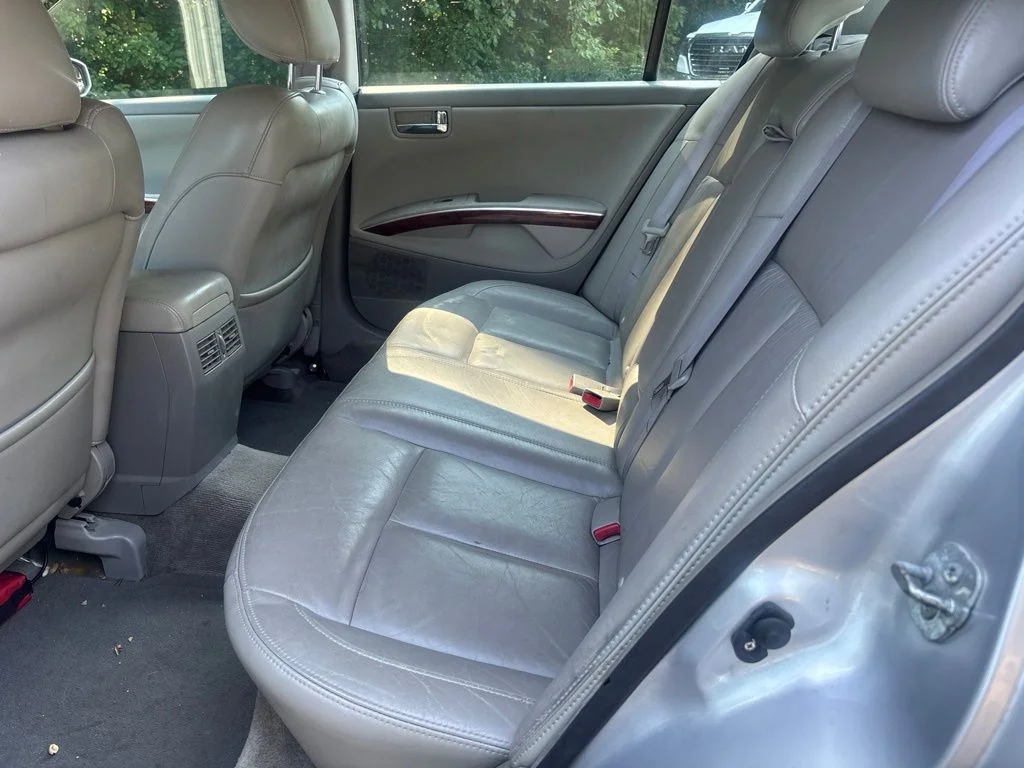 Used 2007 Silver Nissan 3.5 SL image 32