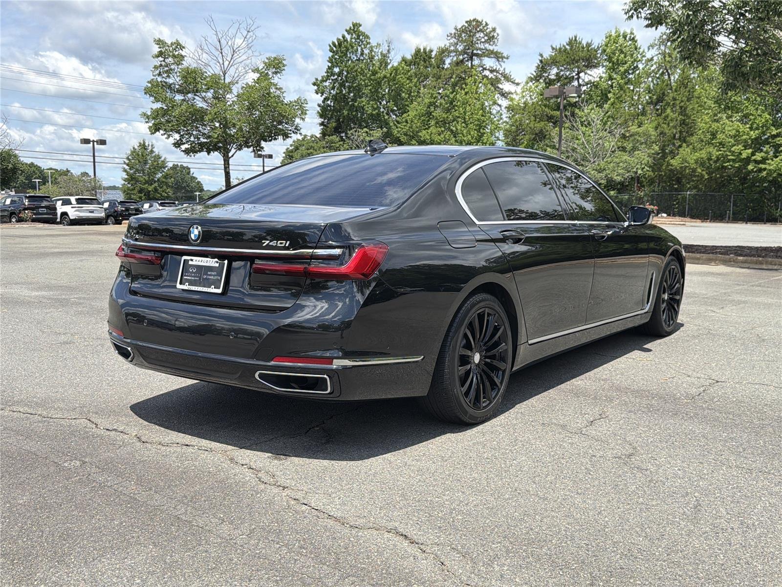 Used 2020 Black Sapphire Metallic BMW 740i xDrive image 28
