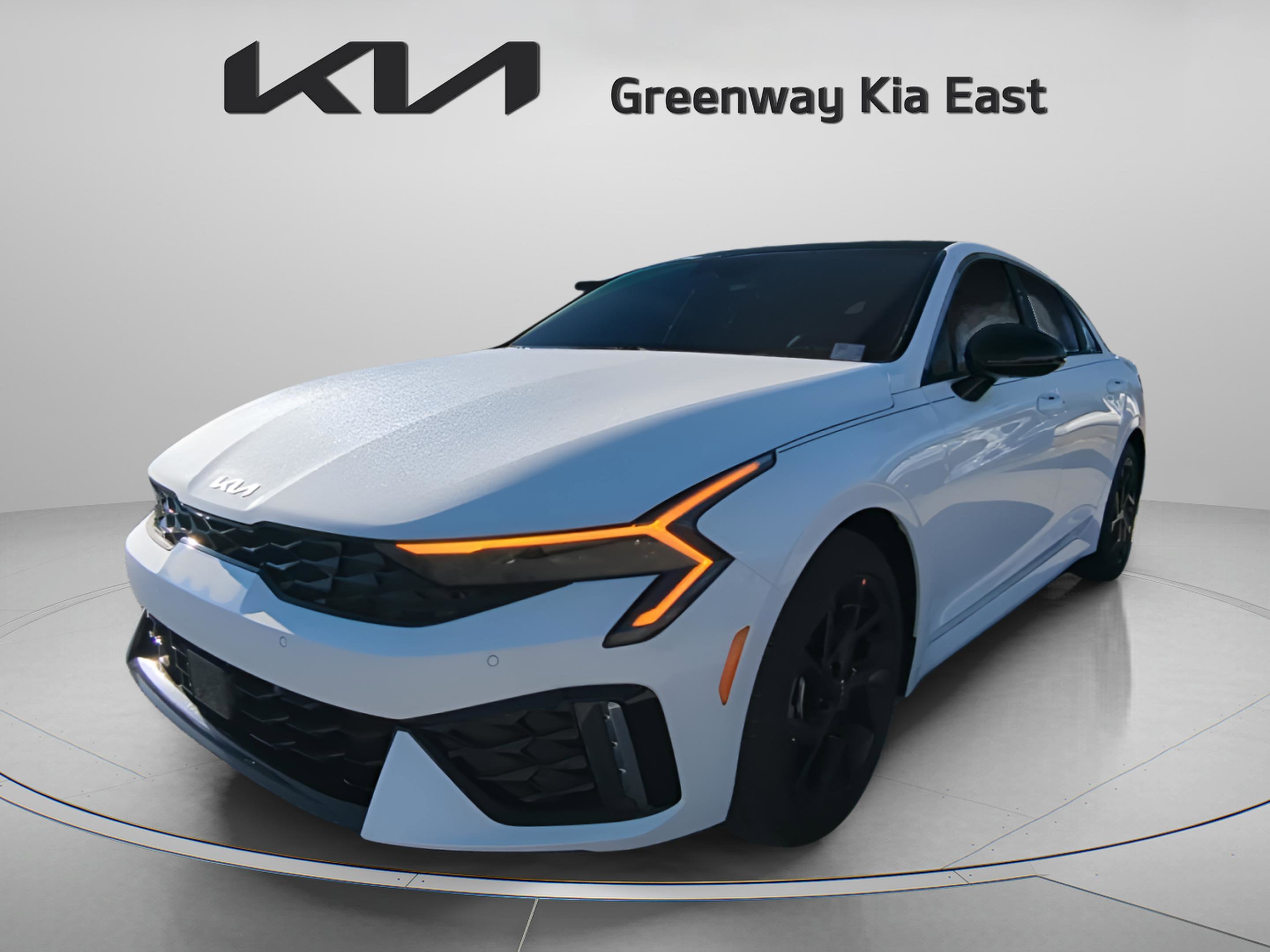 New 2026 Snow White Pearl Kia GT-Line image 10