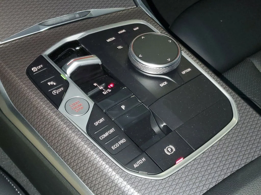 New 2026 Skyscraper Grey Metallic BMW 330i image 25