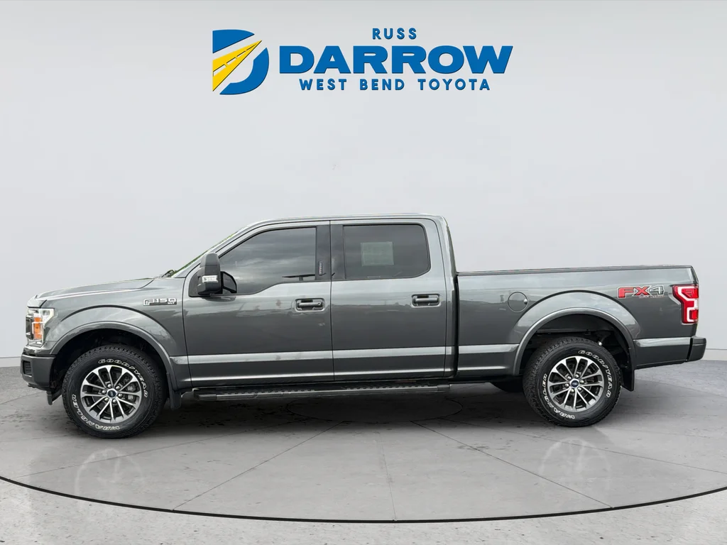 Used 2018 Gray Ford XLT image 2