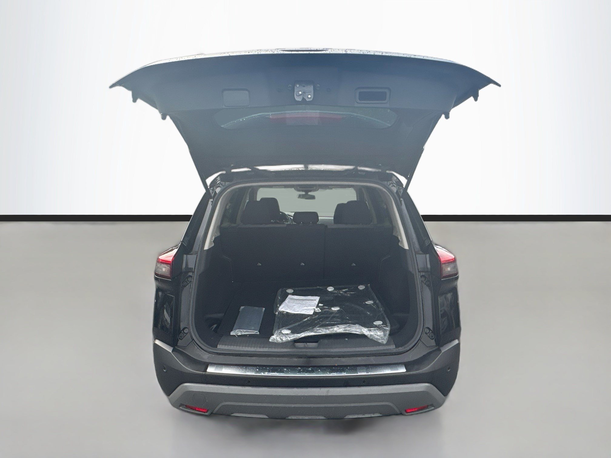 Used 2023 Super Black Nissan SV image 27