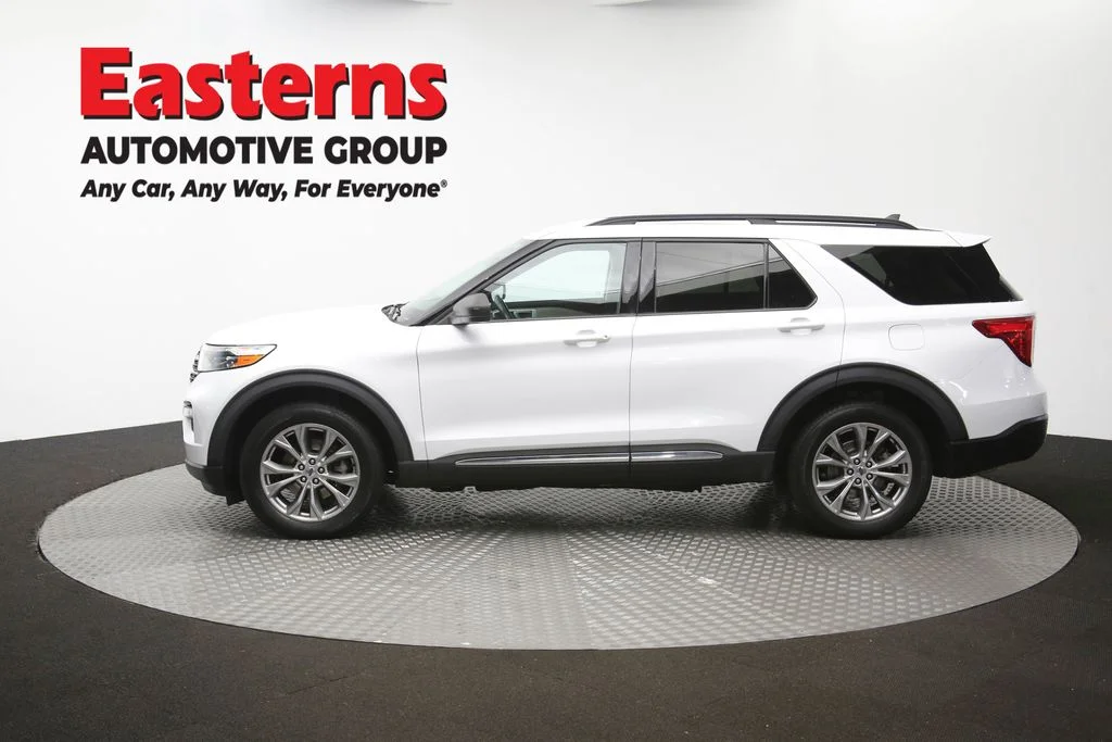 Used 2022 White Ford XLT image 63