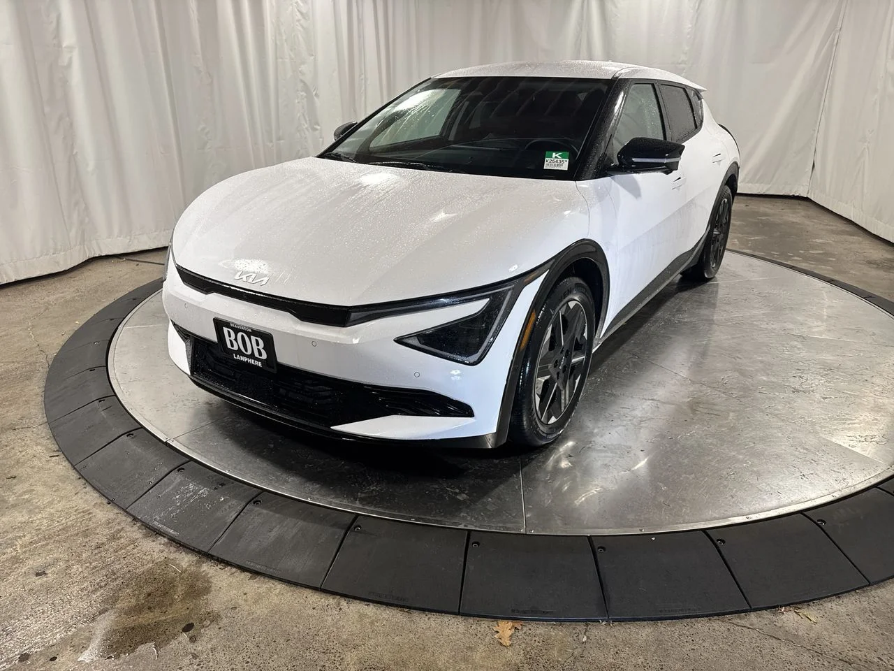 2025 Kia EV6 Wind AWD's photo