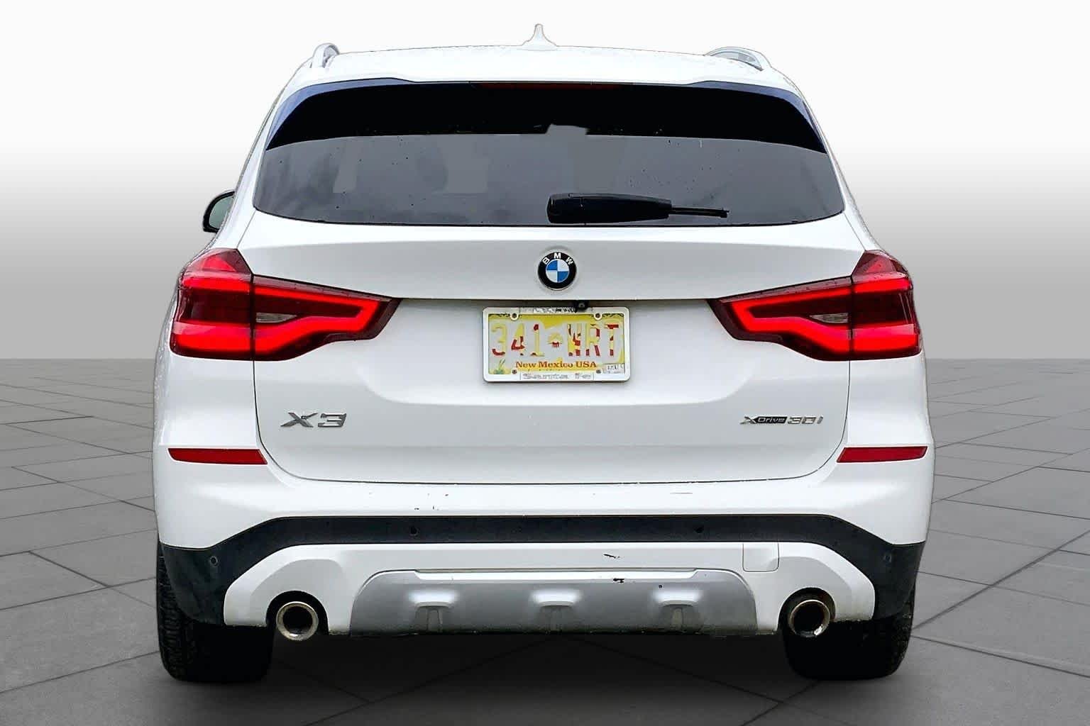 Used 2020 Alpine White BMW xDrive30i image 4