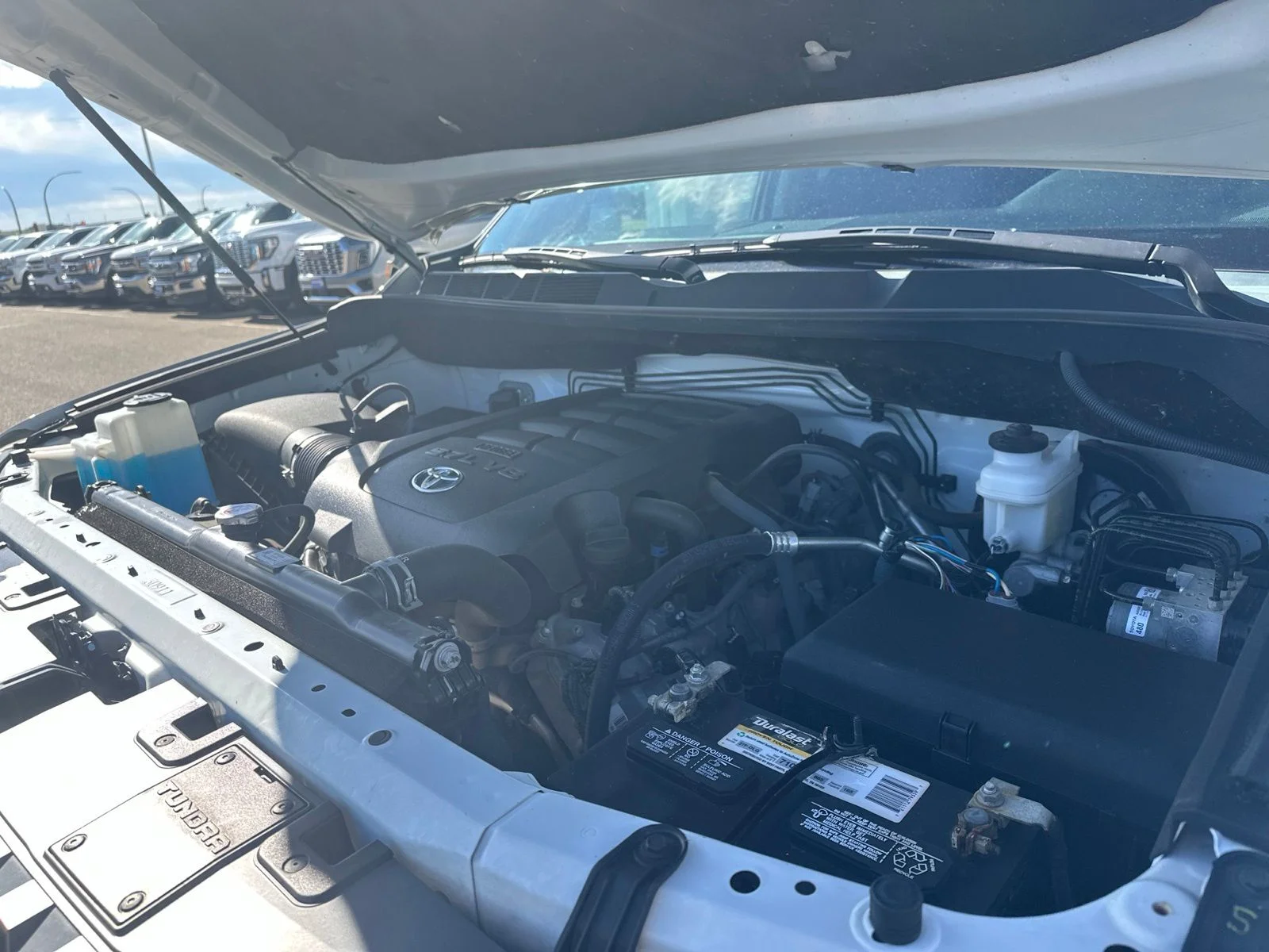 Used 2020 White Toyota SR5 image 41