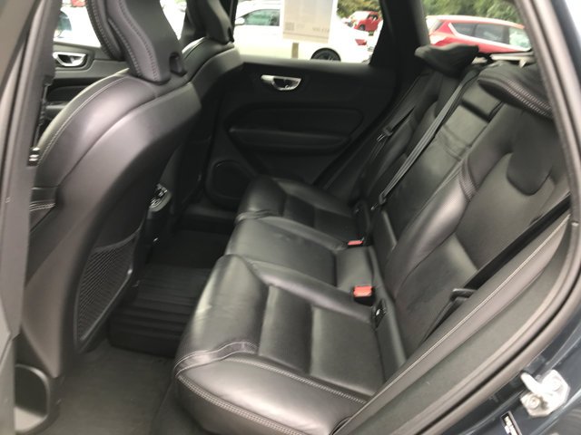Used 2021 Denim Blue Metallic Volvo Inscription image 27