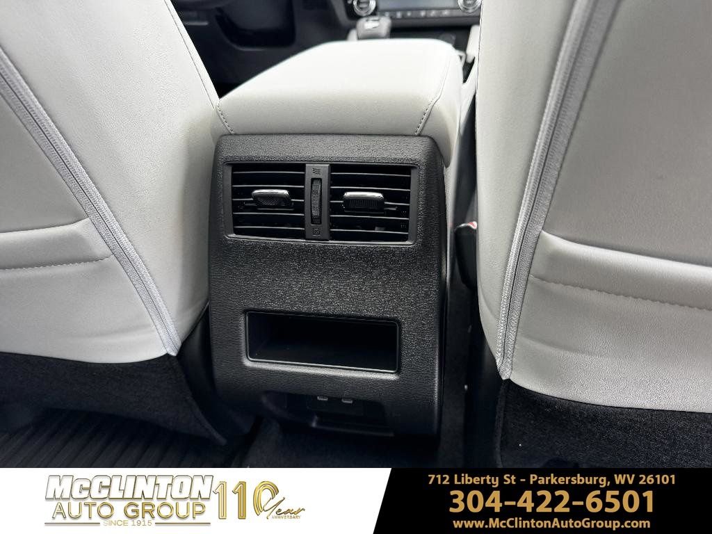 2026 Mitsubishi Outlander SE - Photo 32