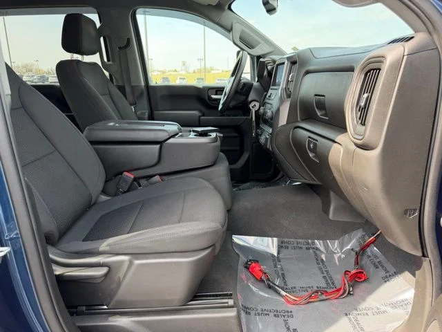 Used 2022 Blue Chevrolet Custom image 9