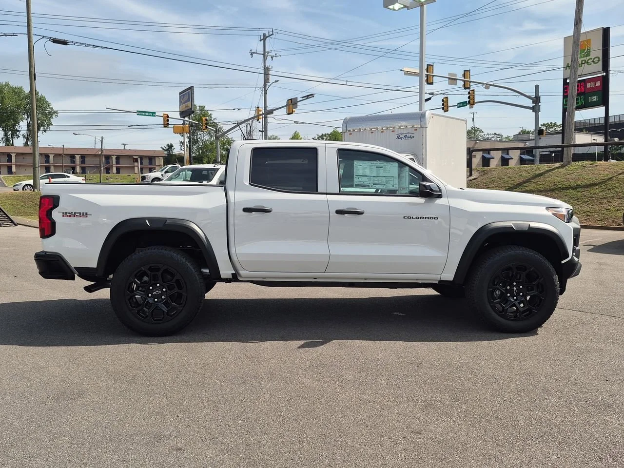New 2026 Summit White Chevrolet Trail Boss image 9