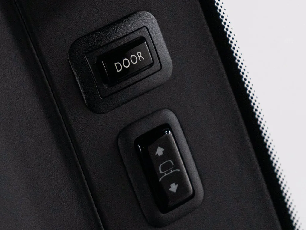 New 2027 Black Diamond Rolls-Royce  image 32