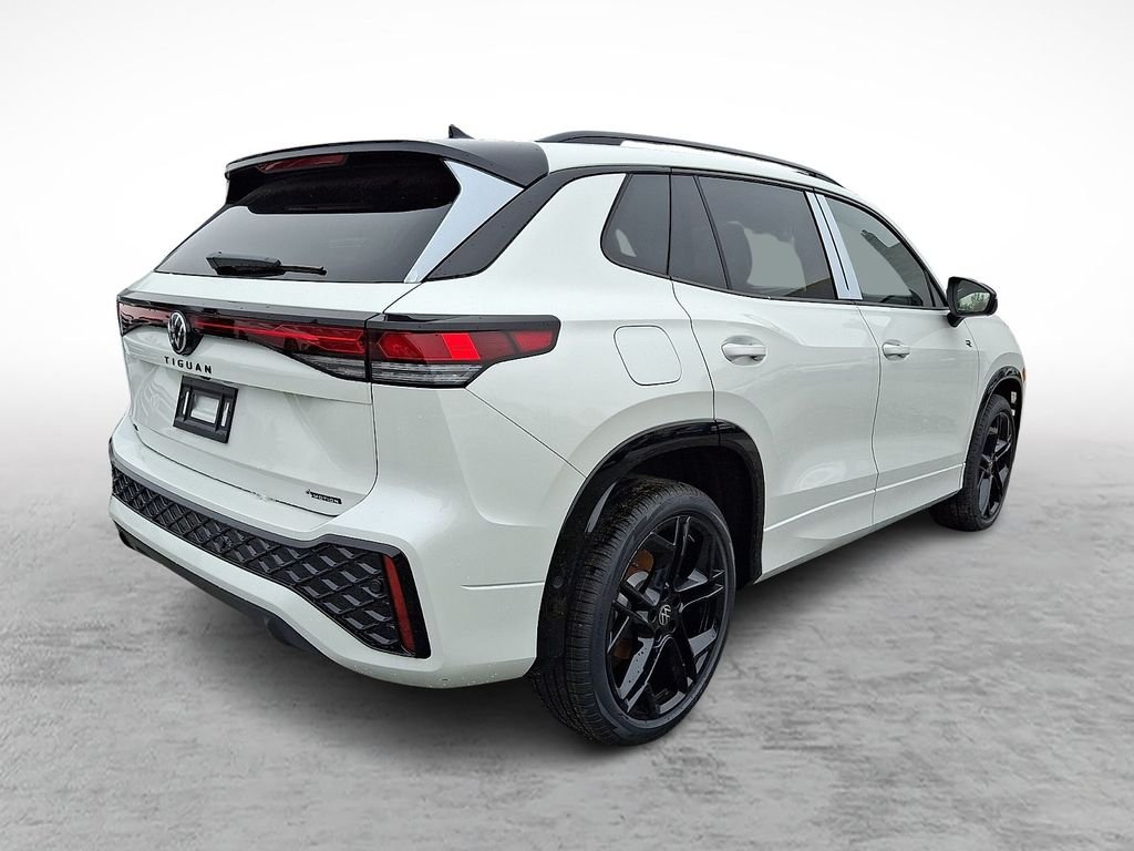 New 2026 White/off-white Volkswagen 2.0T SE R-Line Black image 4