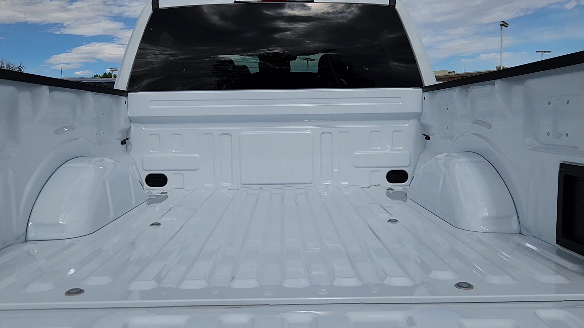 New 2026 Oxford White Ford STX image 40