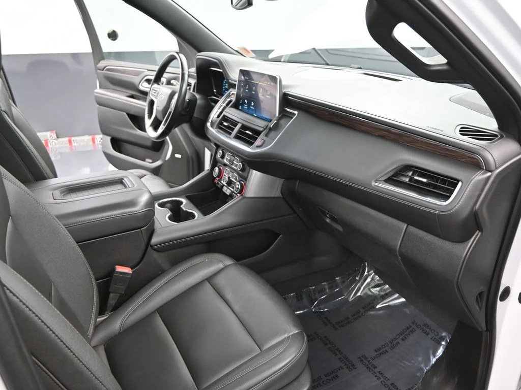 Used 2023 White Chevrolet Z71 image 59