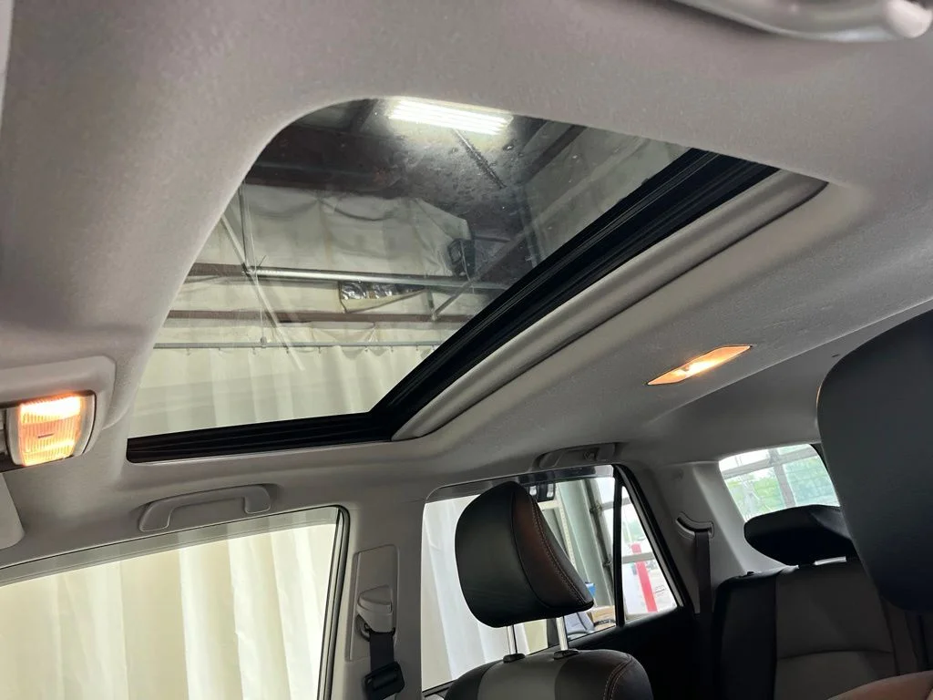 Used 2021 White Toyota SR5 Premium image 3