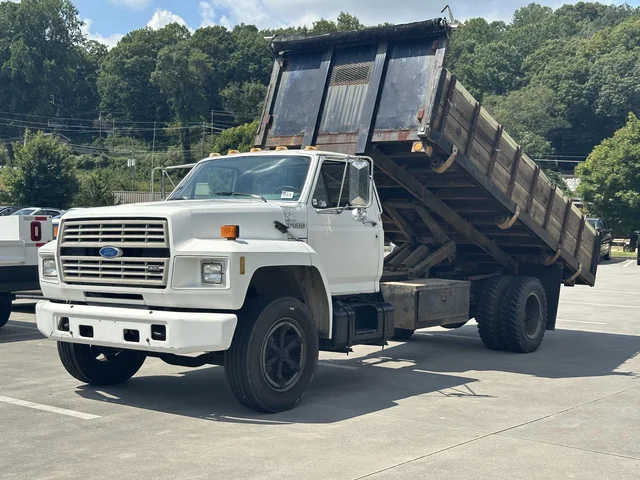 1994 FORD F600 