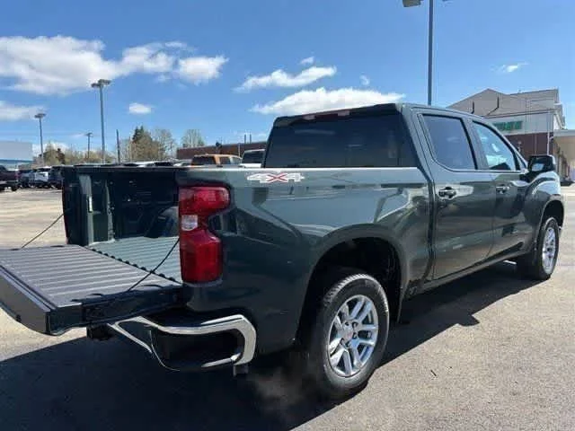 2026 Chevrolet Silverado 1500 LT - Photo 6