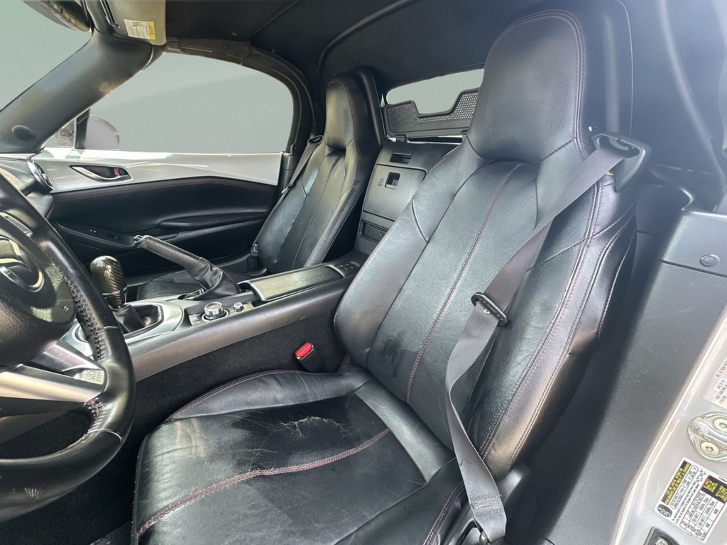 Used 2016 White Mazda Grand Touring image 22