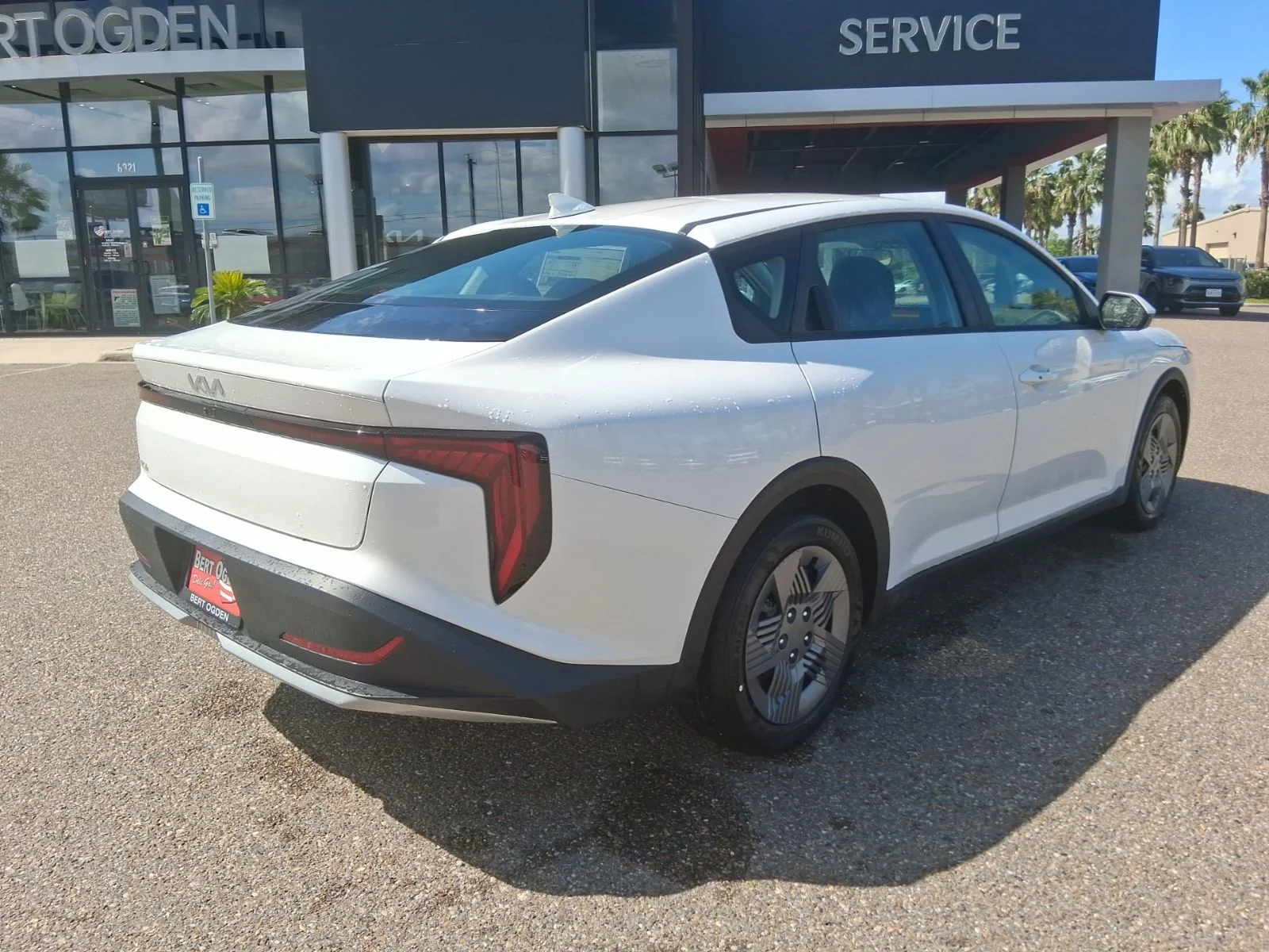 New 2026 White Kia LX image 4