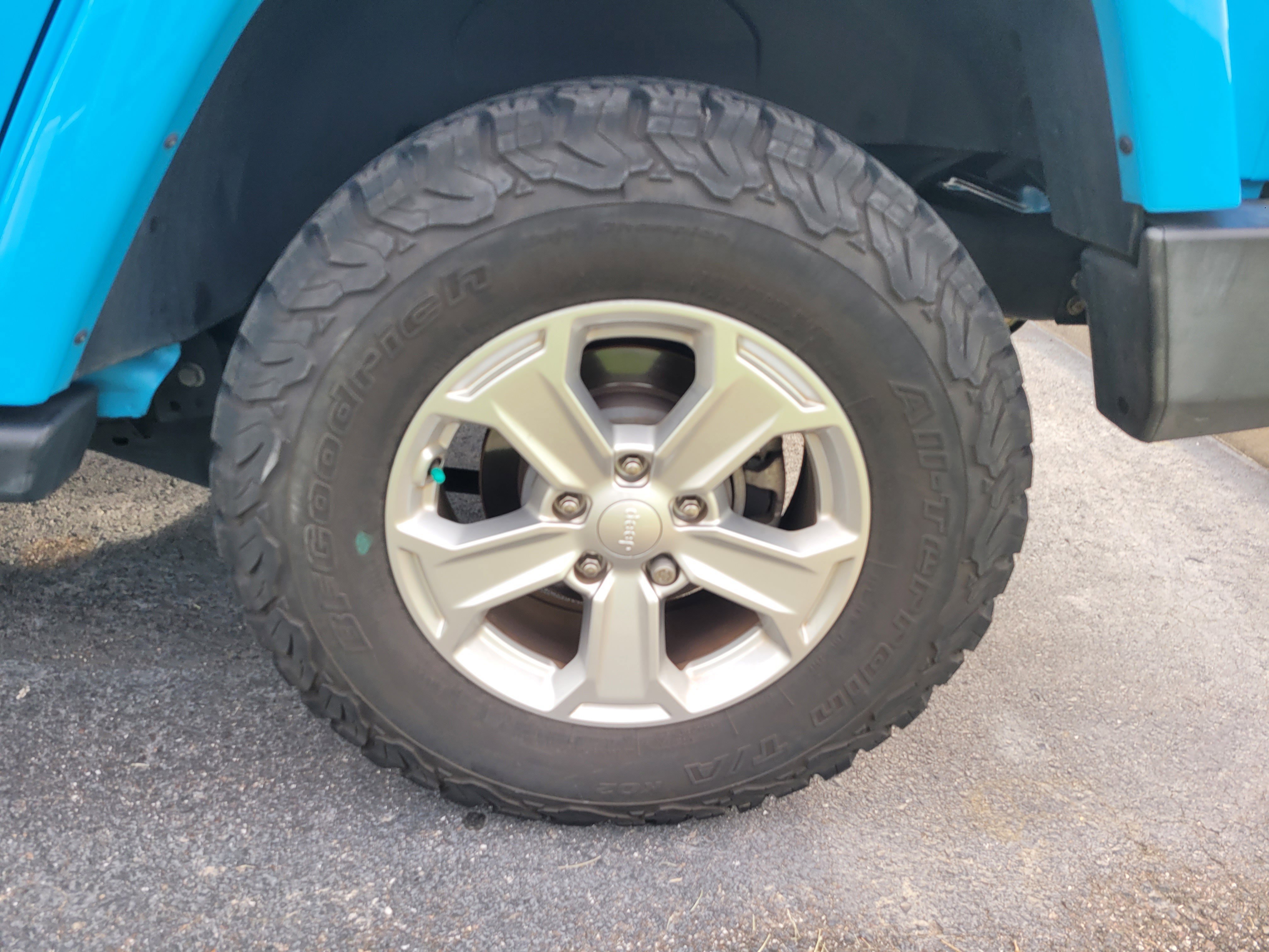 Used 2017 Chief Clearcoat Jeep Chief Edition image 7