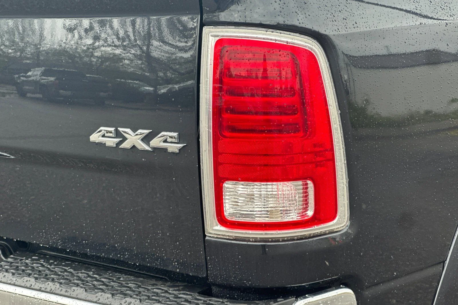 Used 2016 Gray Ram Laramie image 27