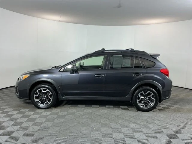 Used 2016 Gray Subaru 2.0i Limited image 8