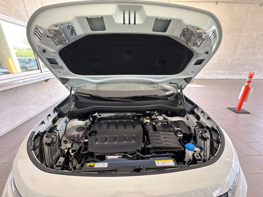 New 2026 White/off-white Volkswagen 2.0T SE R-Line Black image 19