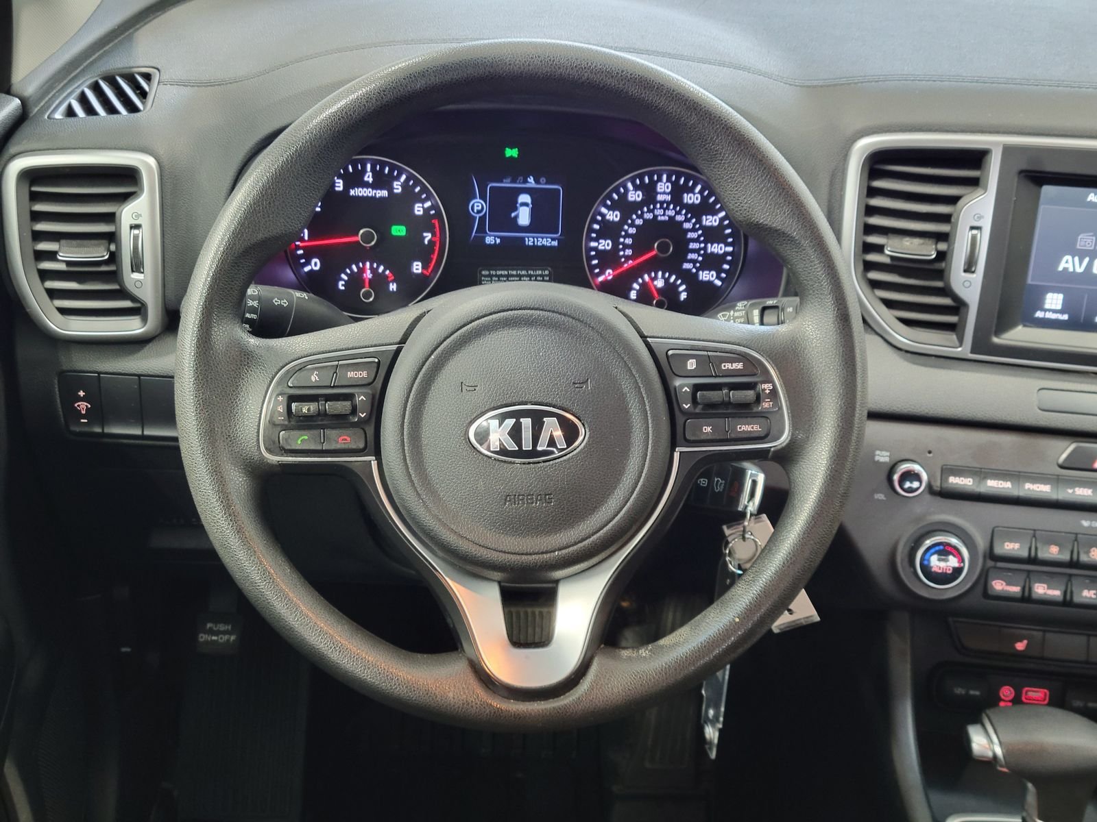 Used 2019 White Kia LX image 28