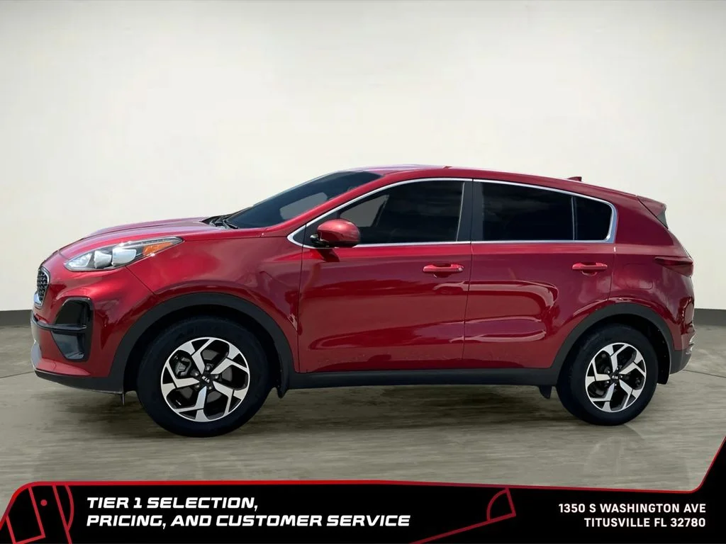 Used 2022 Red Kia LX image 3