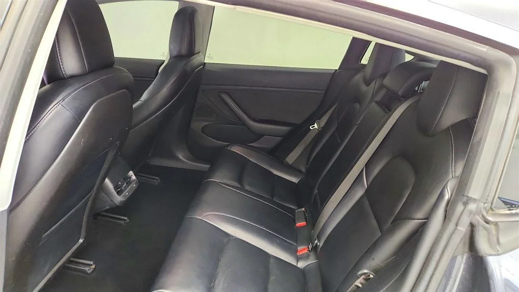 Used 2018 Midnight Silver Metallic Tesla Performance AWD w/ 20