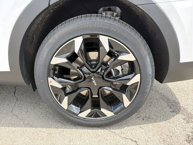 New 2026 White Kia EX image 25